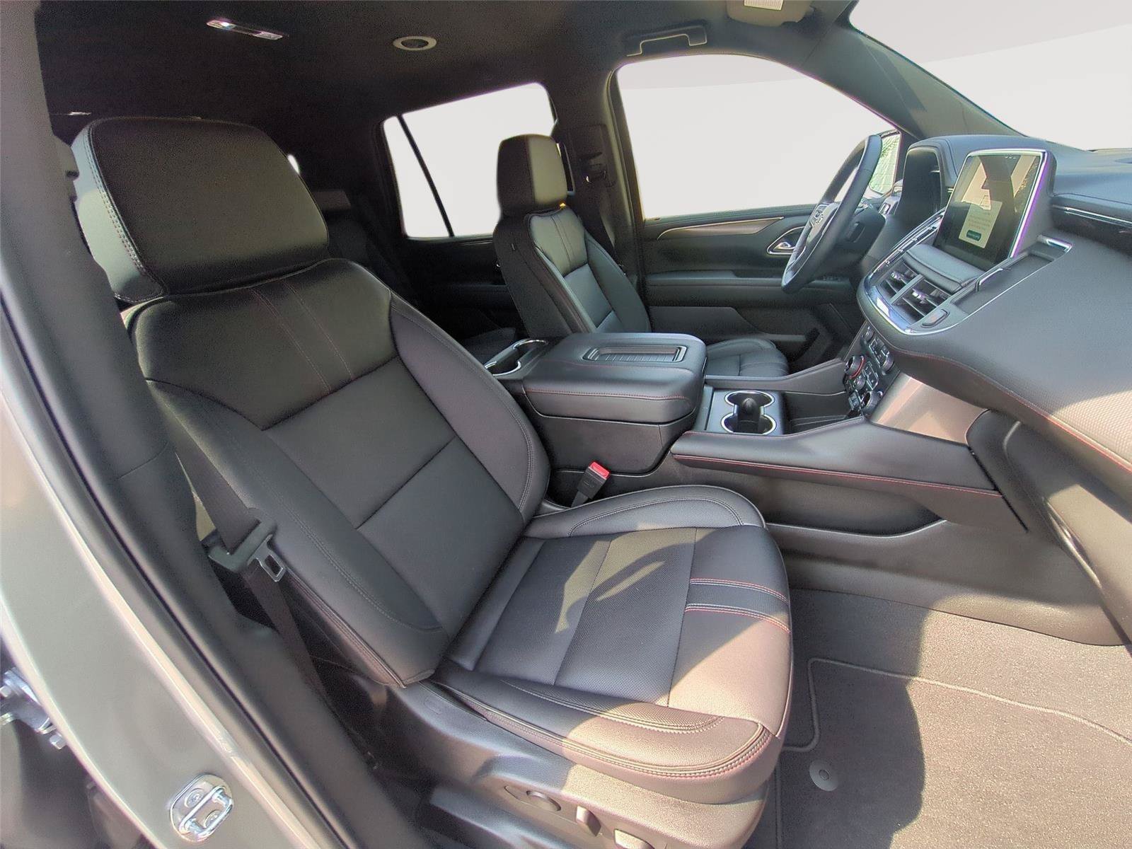 Used 2024 Chevrolet Tahoe RST w/ Luxury Package AWD/4WD image 36