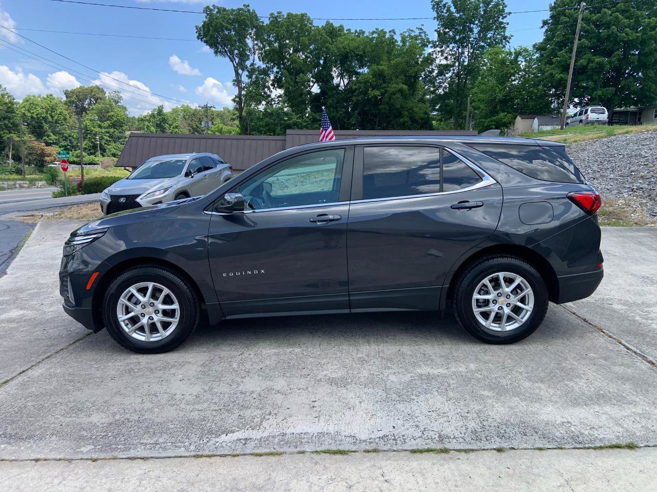 Used 2022 Chevrolet Equinox LT FWD image 5