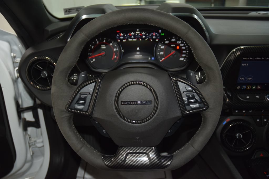 Used 2021 Chevrolet Camaro SS RWD image 37