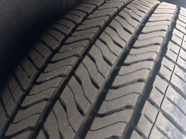 Used 2023 Chevrolet Traverse LT FWD image 36