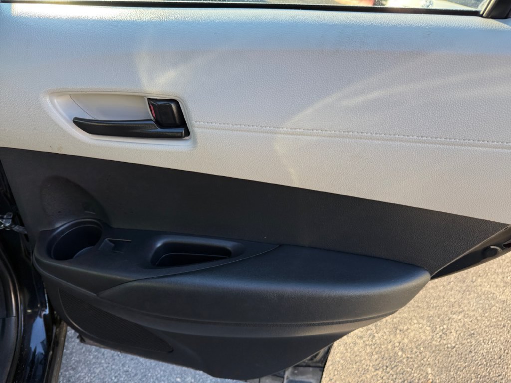 Certified 2025 Toyota Corolla Cross L AWD/4WD image 20