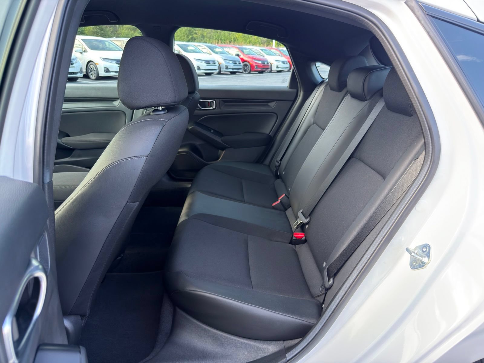 Used 2025 Honda Civic Sport image 25
