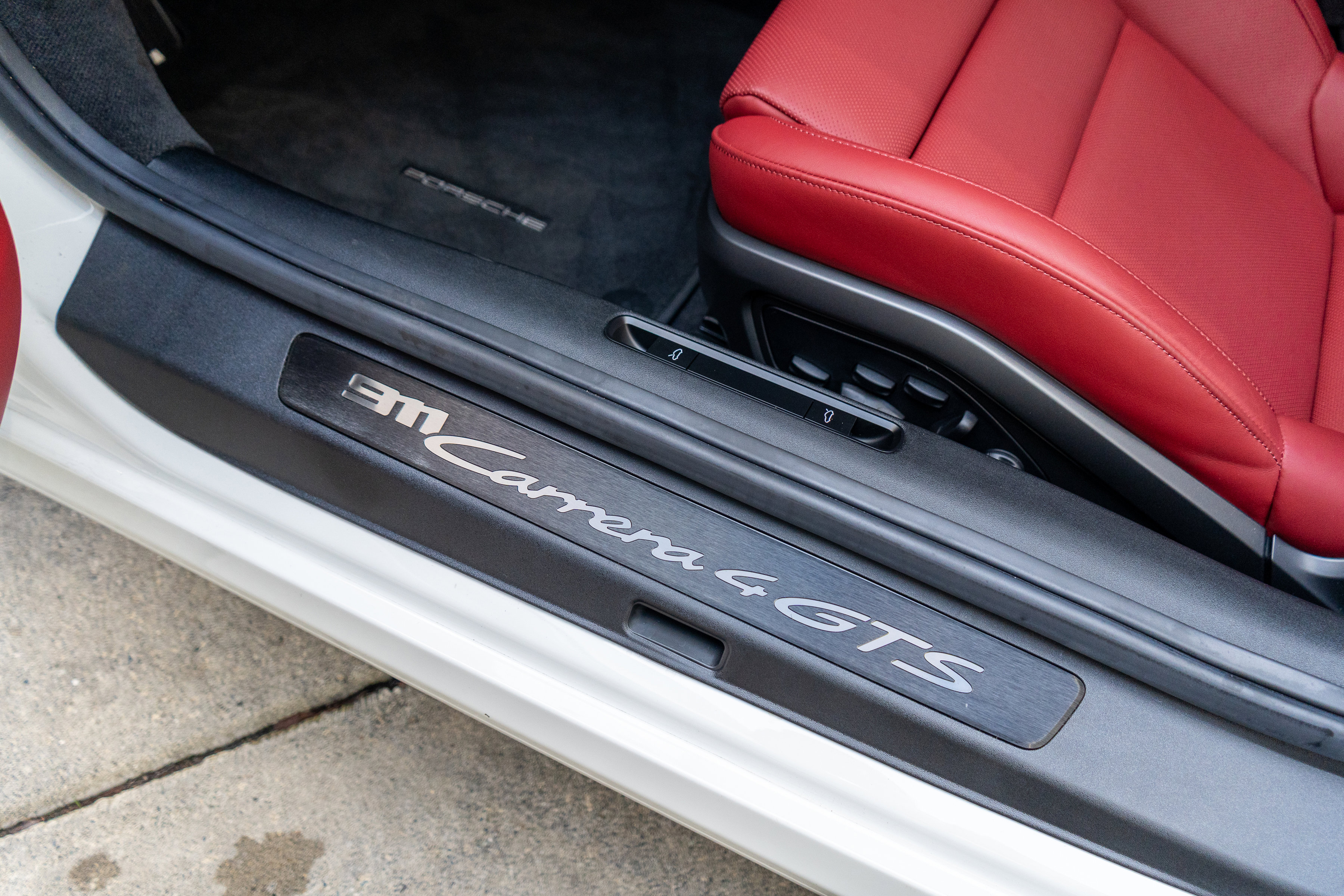 Used 2024 Porsche 911 Carrera 4 GTS image 13