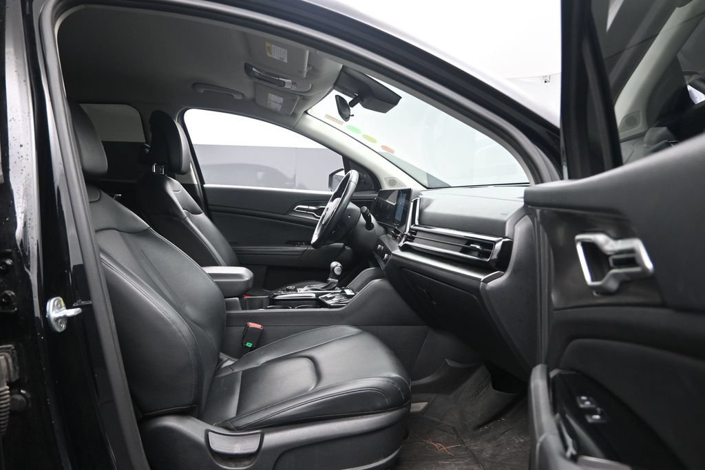 Used 2023 Kia Sportage EX FWD image 29