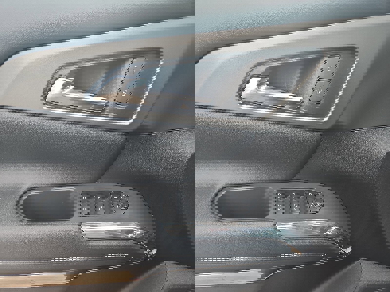 Used 2025 Chevrolet Traverse LT w/ Driver Confidence Package image 16