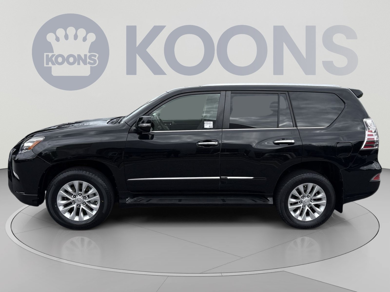 Used 2018 Lexus GX 460 Premium w/ Premium Package AWD/4WD image 2
