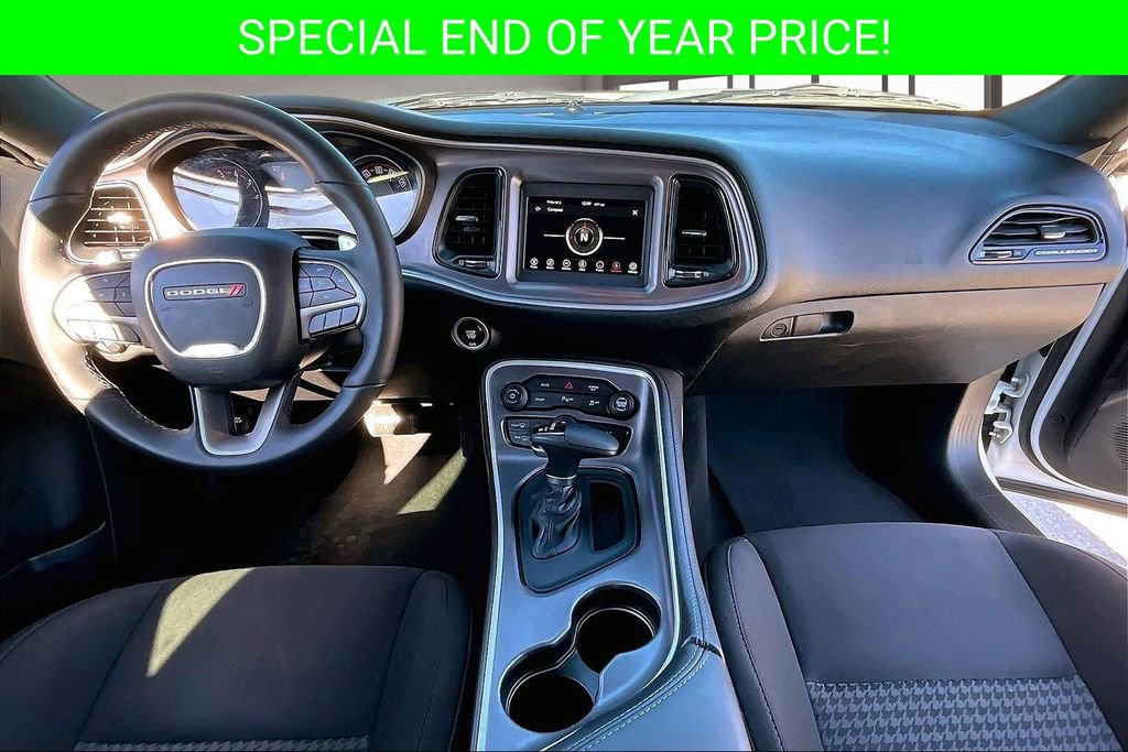 Used 2019 Dodge Challenger GT w/ Blacktop Package image 7