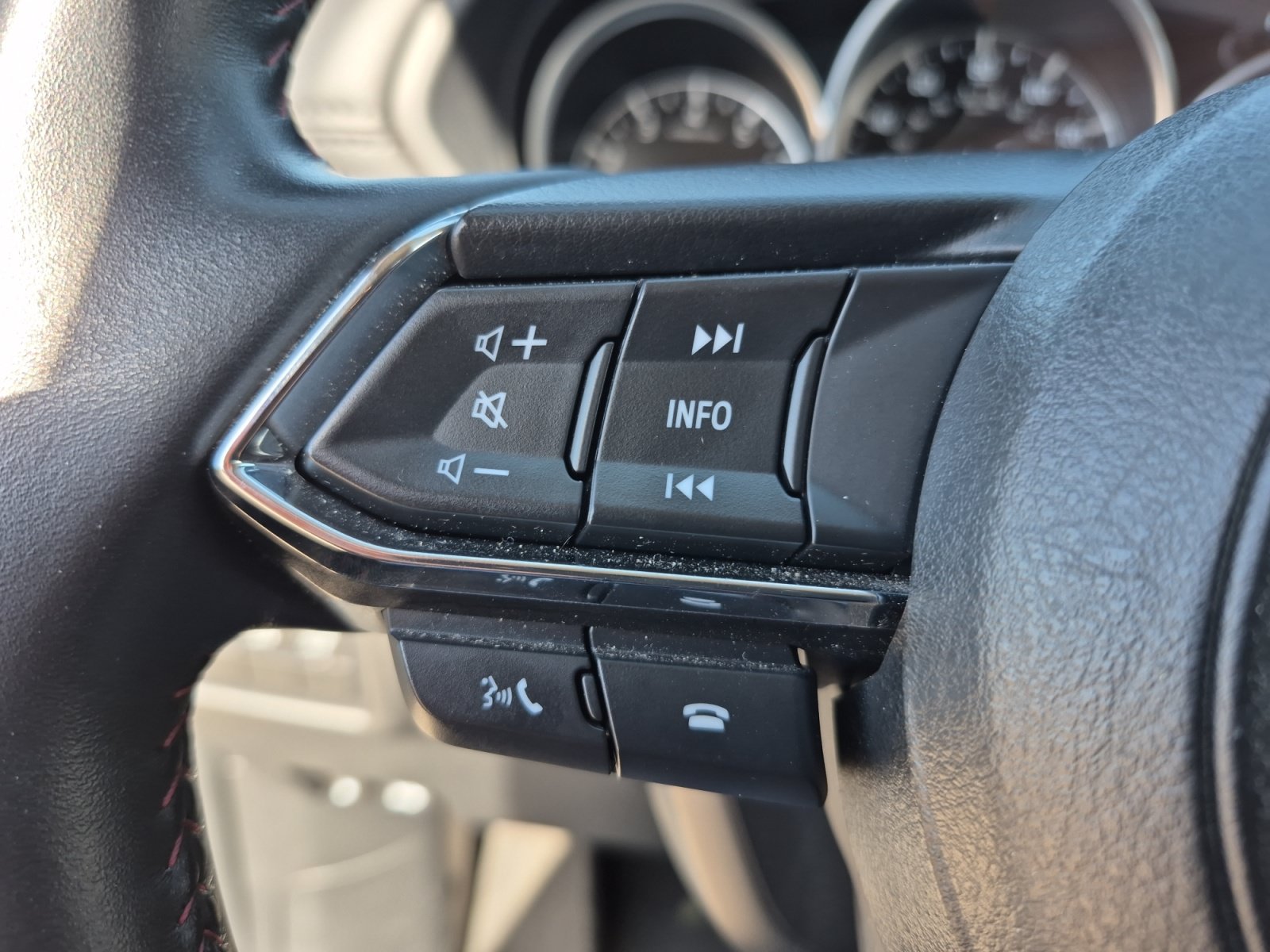 Used 2025 MAZDA CX-5 Carbon Edition AWD/4WD image 16