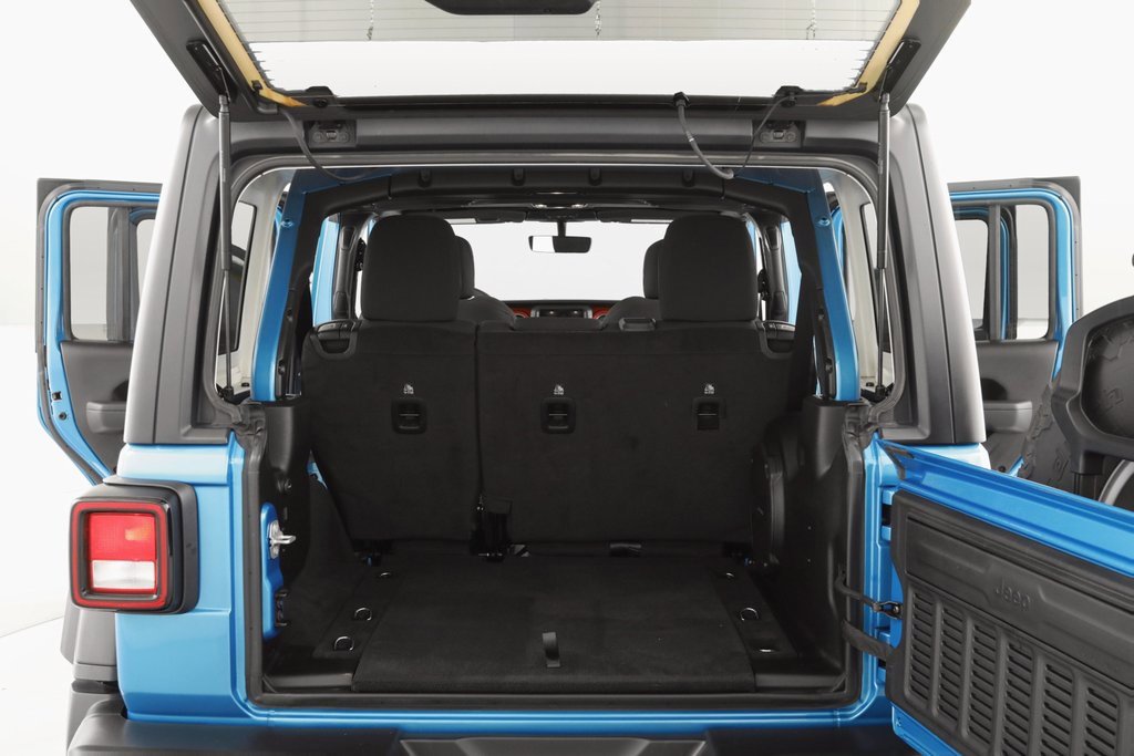 Certified 2023 Jeep Wrangler Rubicon w/ Xtreme 35 Tire Package image 14