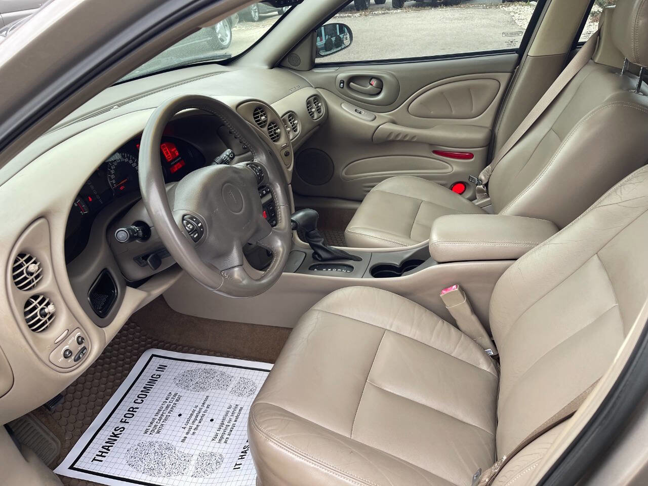 Used 2004 Pontiac Bonneville SLE image 10