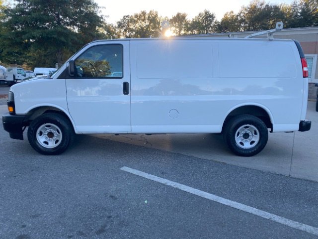 Used 2018 Chevrolet Express 2500 Work Van w/ Driver Convenience Package image 4