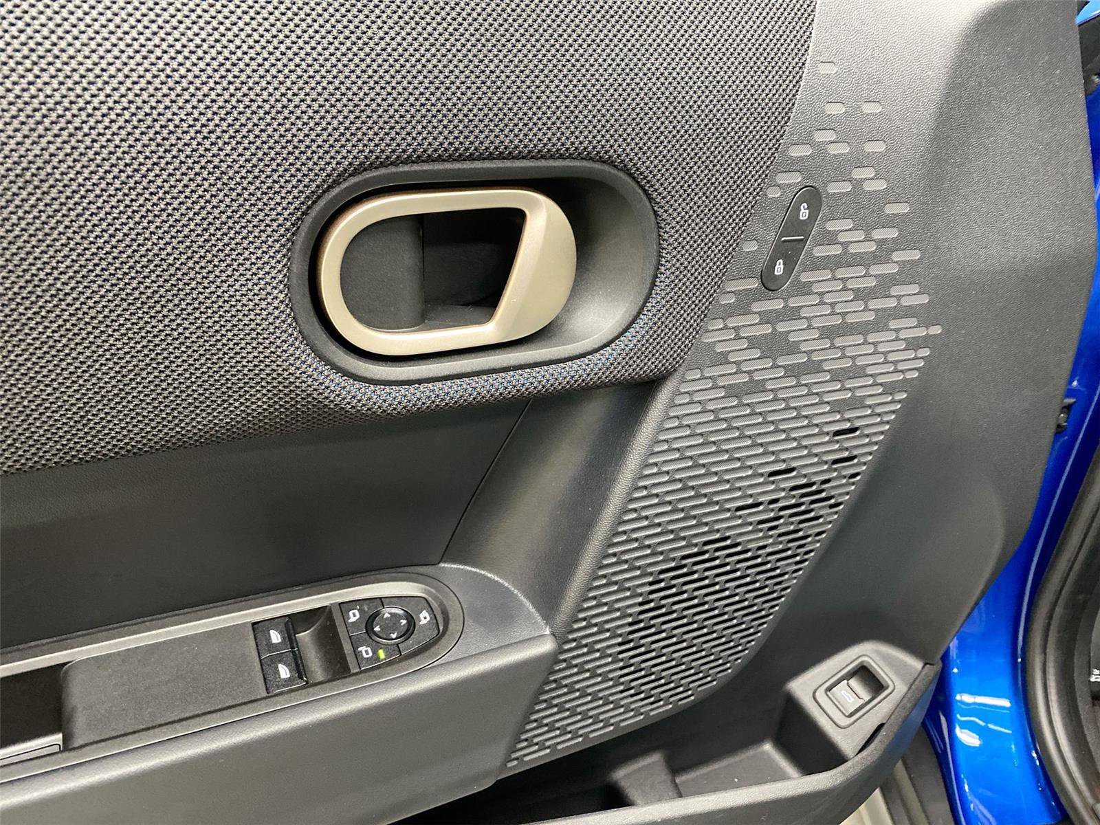 Certified 2025 MINI Cooper S image 19