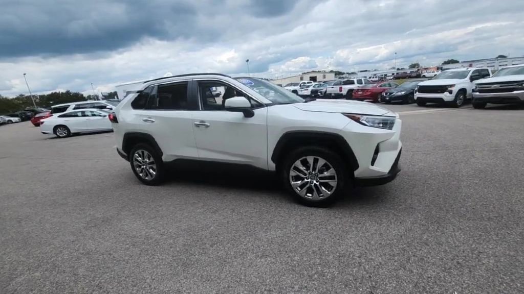 Used 2021 Toyota RAV4 Limited image 7