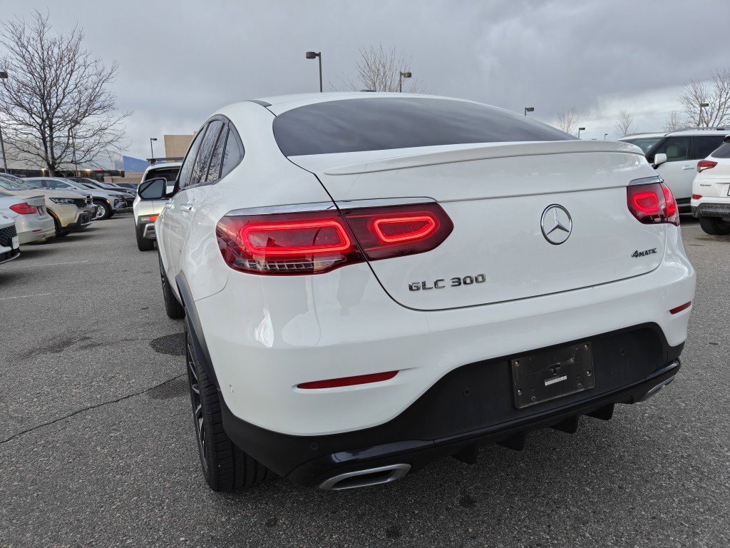 Used 2022 Mercedes-Benz GLC 300 4MATIC Coupe image 9