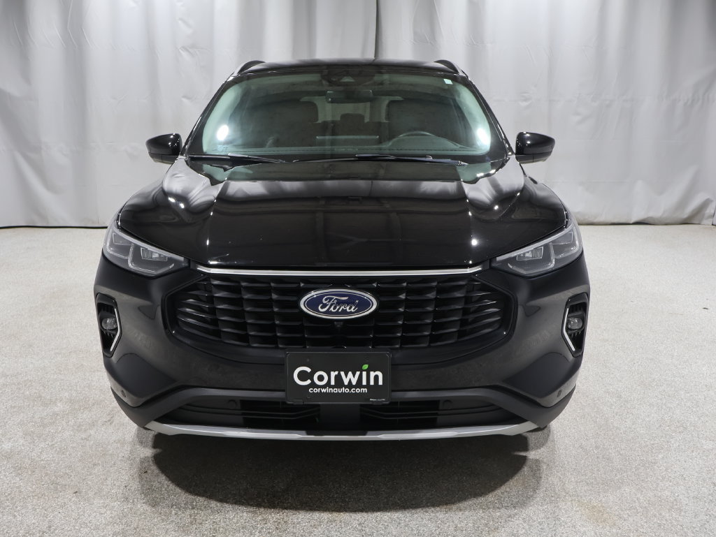 Used 2023 Ford Escape Platinum AWD/4WD image 6