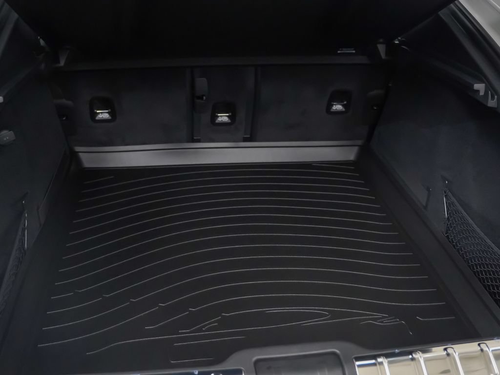 Certified 2025 Porsche Panamera 4 AWD/4WD image 13
