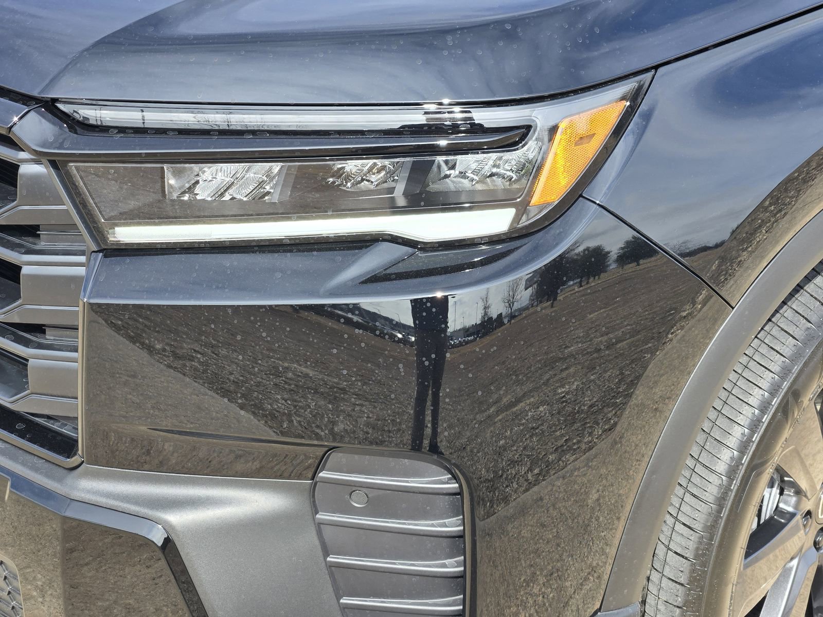 New 2026 Honda Pilot Sport image 9