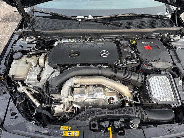 Used 2025 Mercedes-Benz CLA 250 image 9
