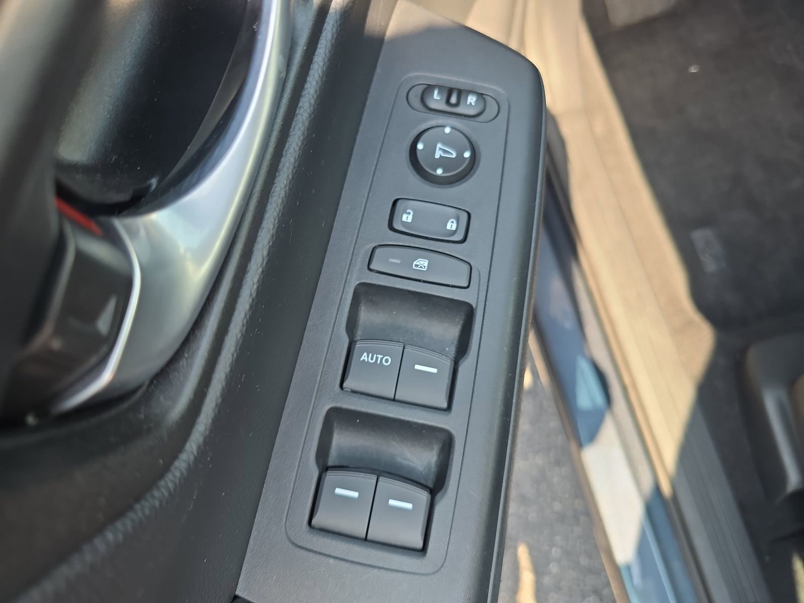 Used 2023 Honda CR-V LX image 14