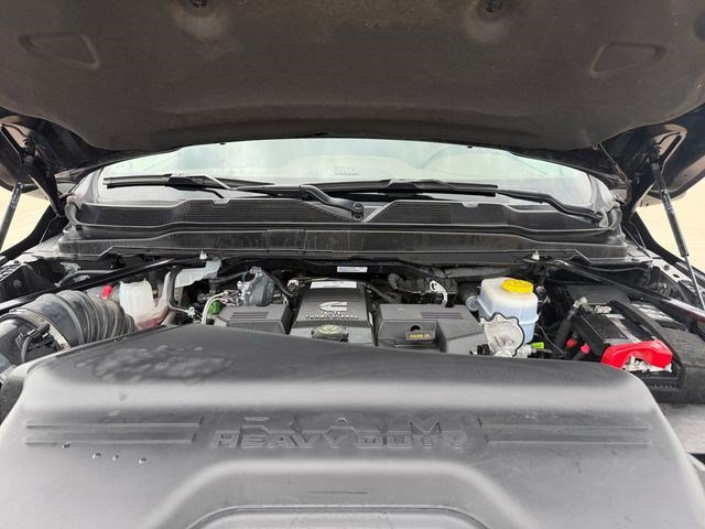 Used 2024 RAM 2500 Limited w/ Towing Technology Group AWD/4WD image 19