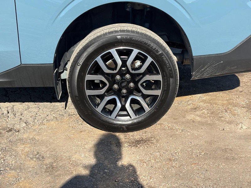 Used 2022 Ford Maverick Lariat w/ Lariat Luxury Package image 11