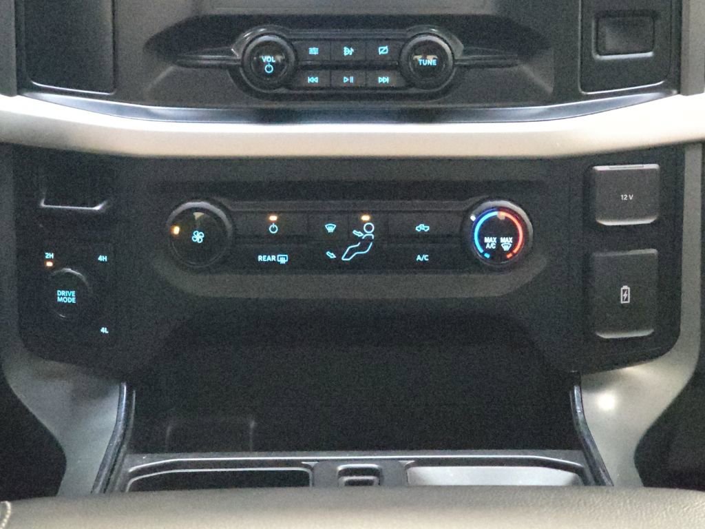 Used 2021 Ford F150 XLT image 24