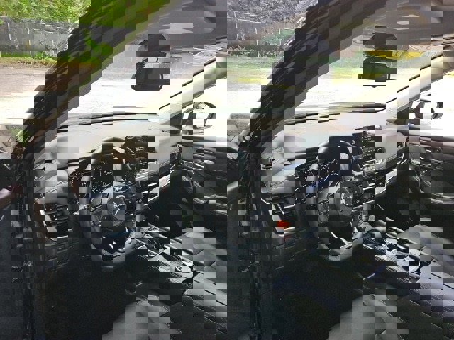 Used 2022 Nissan Rogue SL w/ SL Premium Package image 19