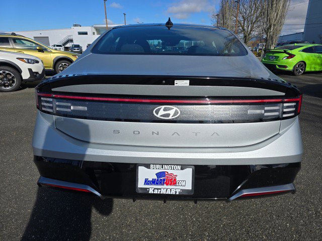 Used 2025 Hyundai Sonata SEL FWD image 4