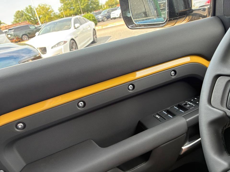 New 2026 Land Rover Defender 110 Trophy Edition AWD/4WD image 29