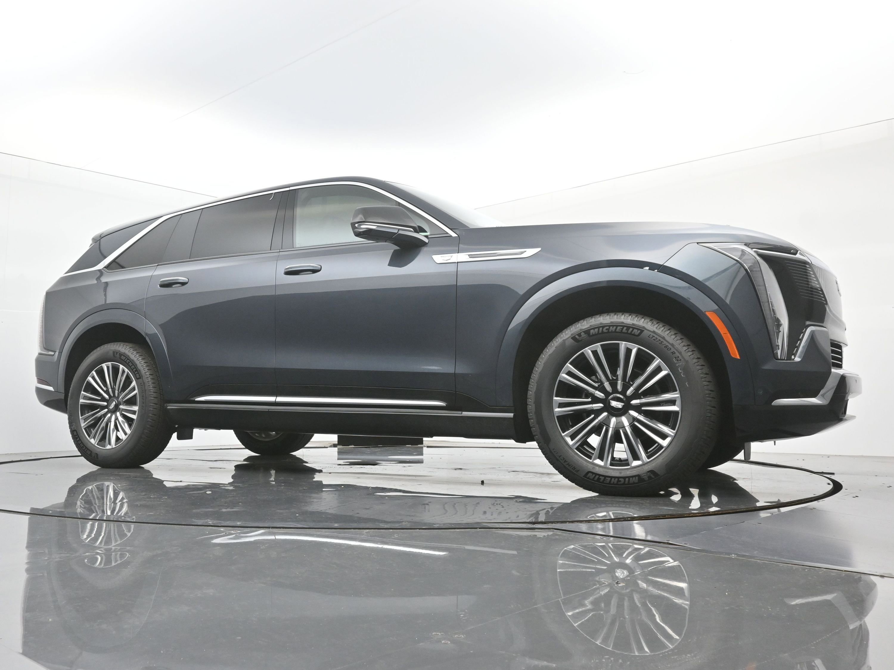 New 2026 Cadillac Escalade IQ Luxury 1 w/ LPO, Floor Liner Package image 21