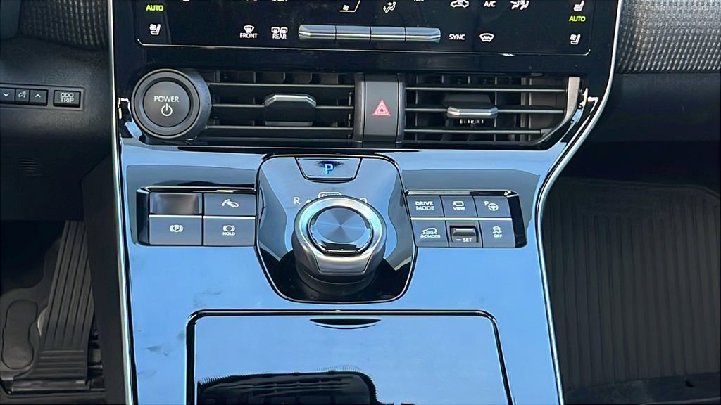 Certified 2024 Subaru Solterra Touring w/ Touring Package image 29