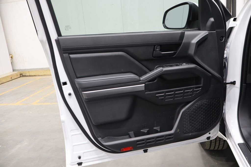 Used 2024 Toyota Tacoma SR5 image 10