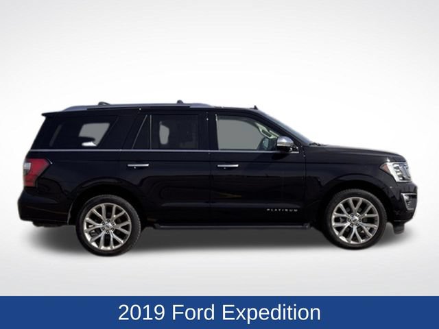 Used 2019 Ford Expedition Platinum AWD/4WD image 2