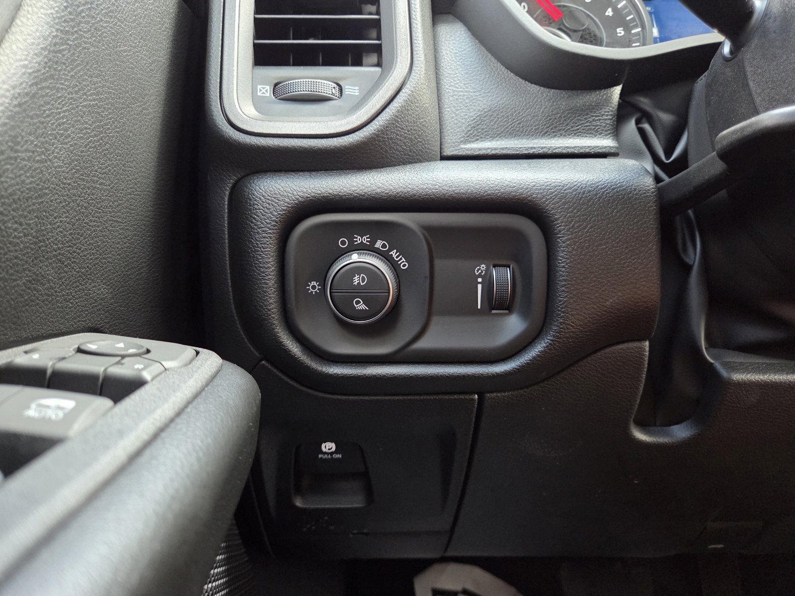 New 2026 RAM 1500 Warlock AWD/4WD image 38