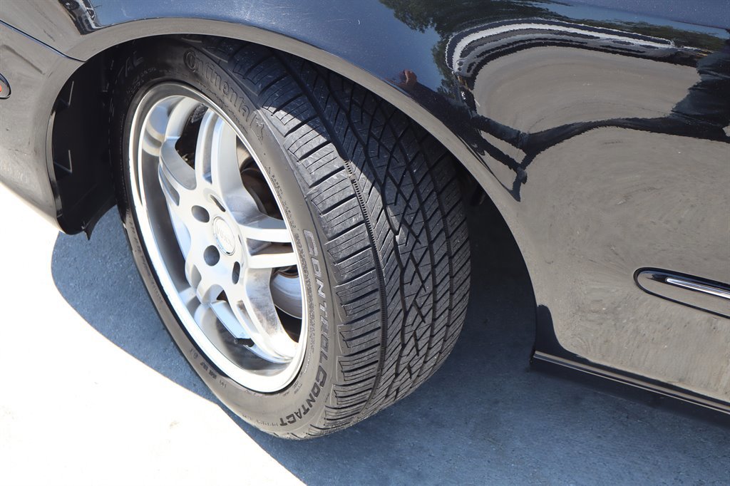 Used 2005 Mercedes-Benz E 500 4MATIC Sedan image 10