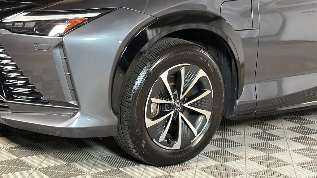 Certified 2024 Lexus RZ 300e Premium w/ Accessory Package (Z1) FWD image 4