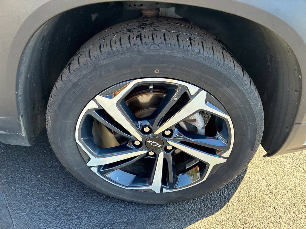 Used 2023 Chevrolet TrailBlazer RS AWD/4WD image 9