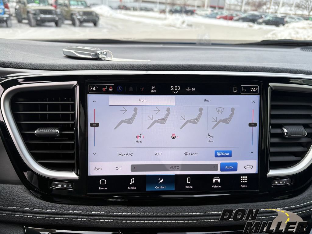 New 2026 Chrysler Pacifica Select w/ S Appearance Package image 17