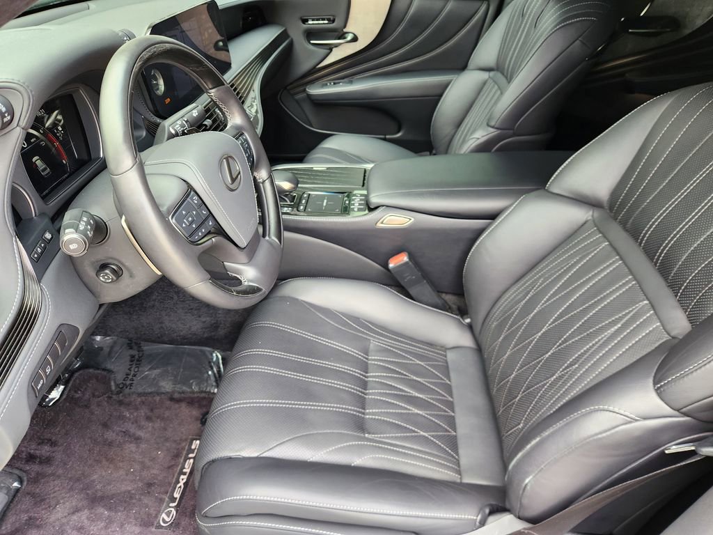 Used 2022 Lexus LS 500 AWD w/ Executive Package image 13