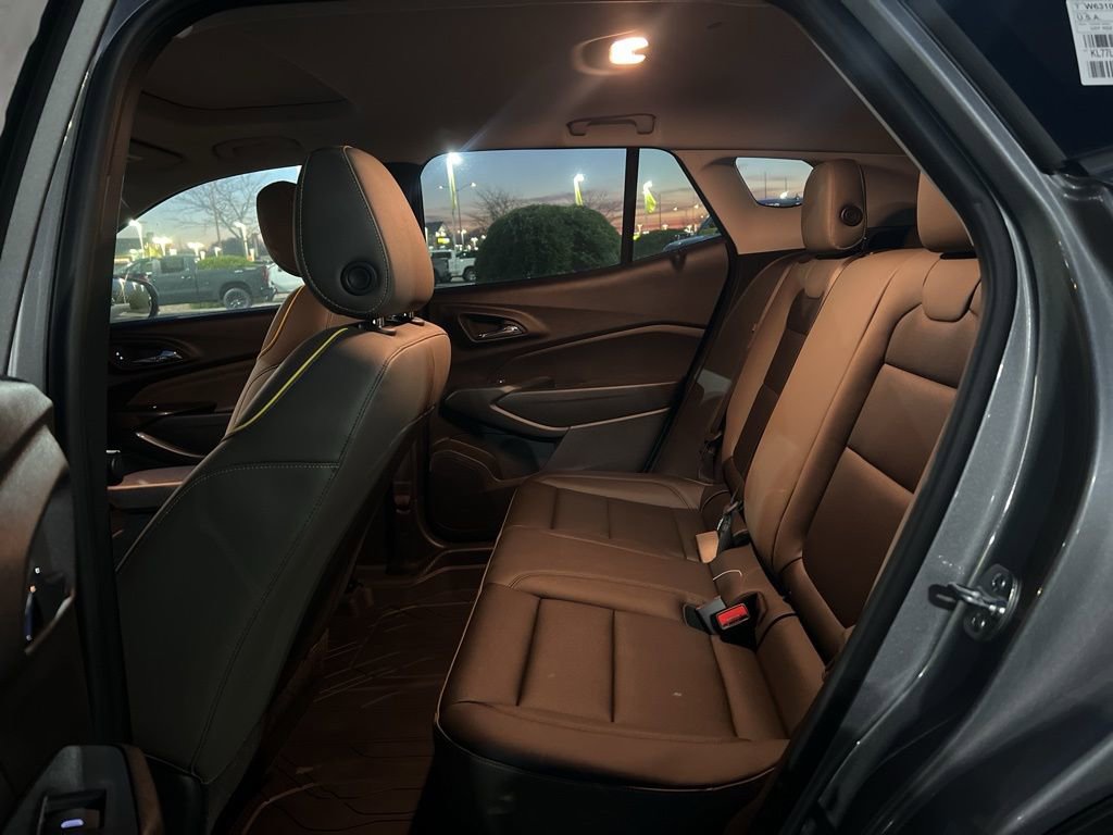 New 2026 Chevrolet Trax ACTIV w/ Sunroof Package image 23