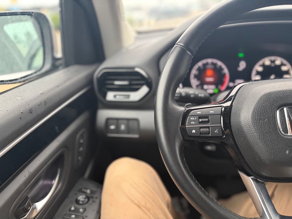 Used 2024 Honda Pilot Touring image 31