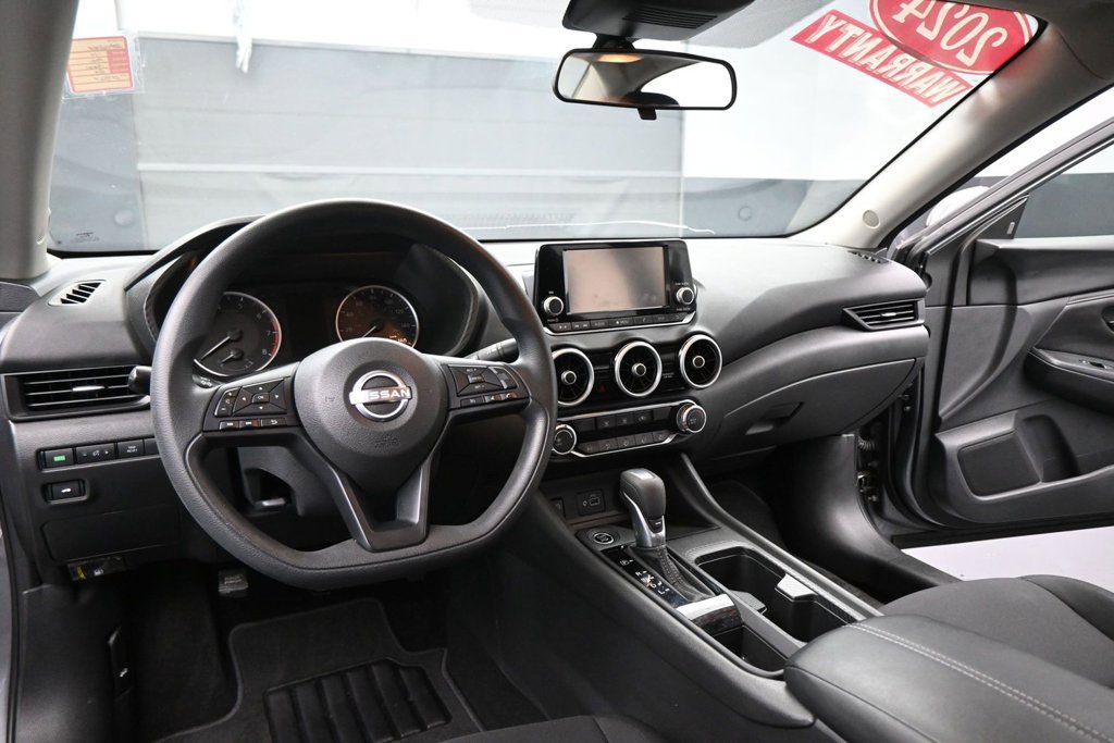 Used 2024 Nissan Sentra S FWD image 9