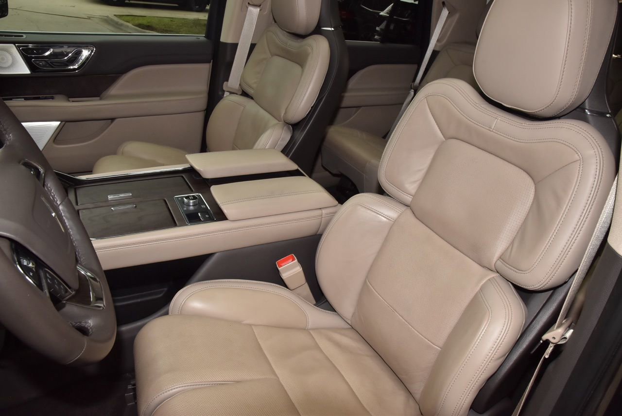 Used 2024 Lincoln Navigator Reserve AWD/4WD image 32