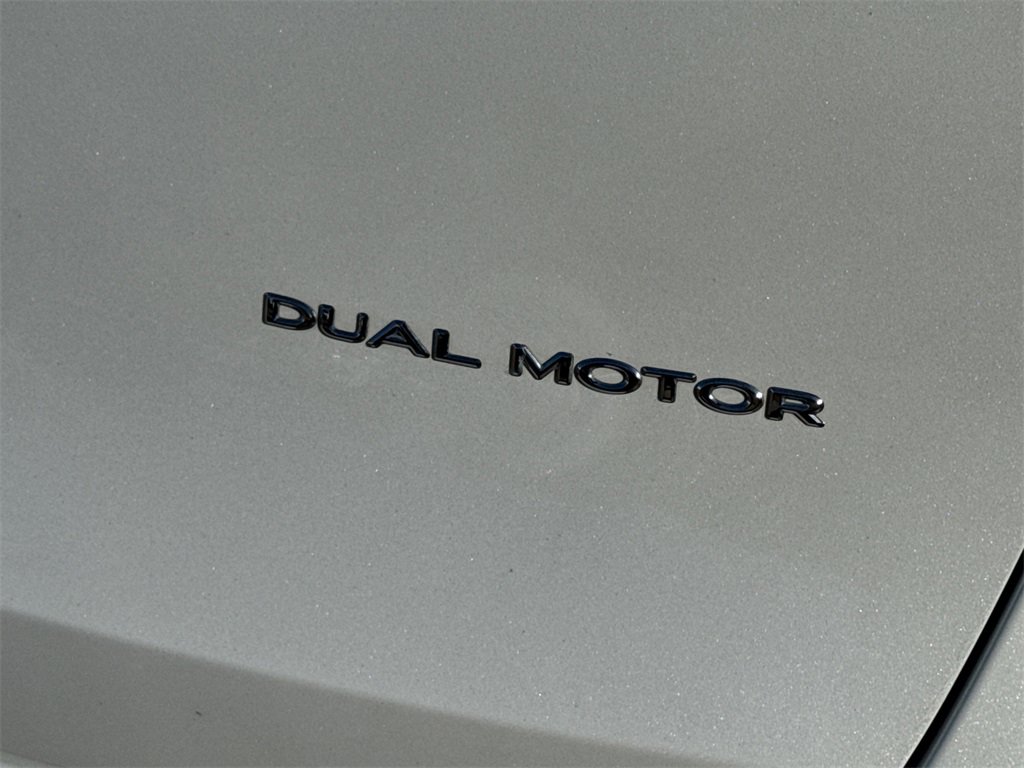 Used 2021 Tesla Model Y Long Range image 21