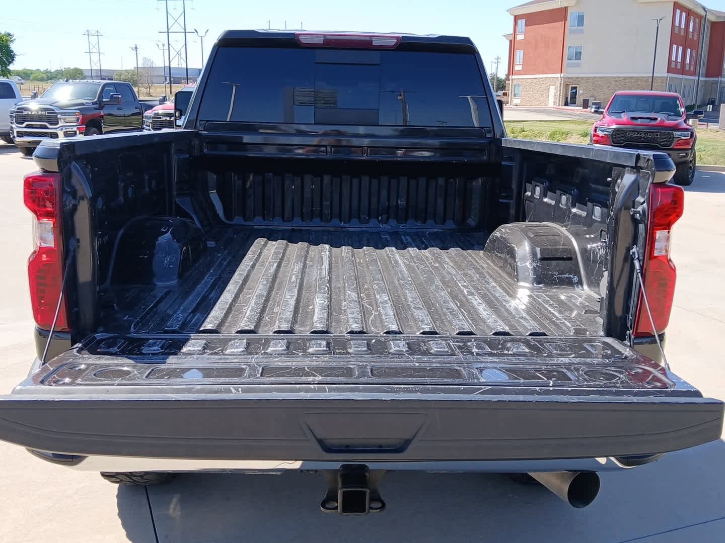 Used 2021 Chevrolet Silverado 2500 LT w/ Convenience Package AWD/4WD image 6