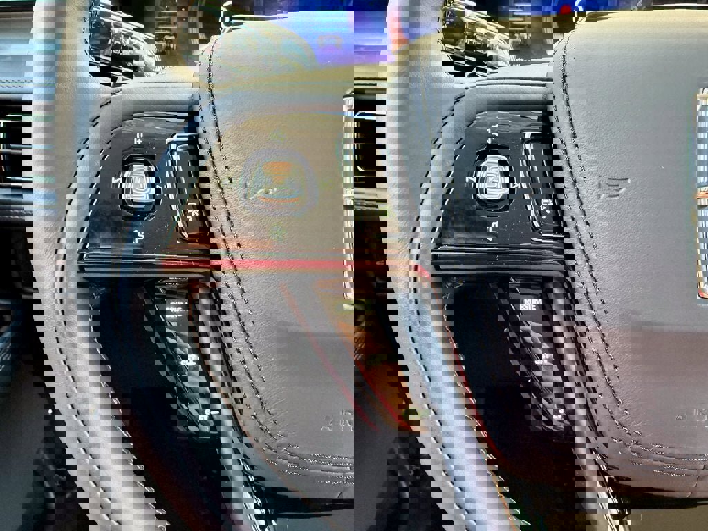 New 2025 Lincoln Aviator AWD w/ Jet Appearance Package image 28