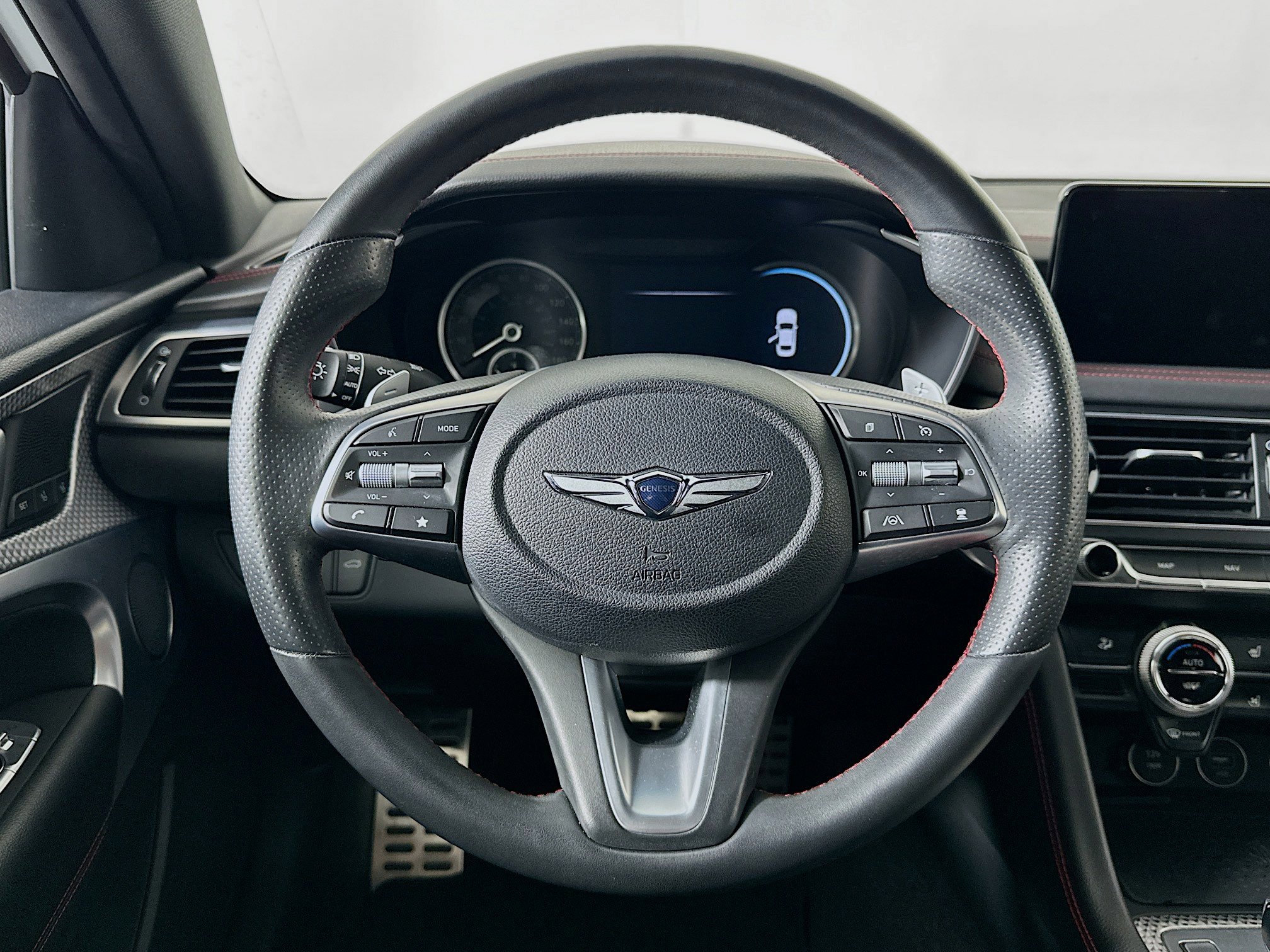 Used 2023 Genesis G70 2.0T w/ Sport Prestige Package image 18