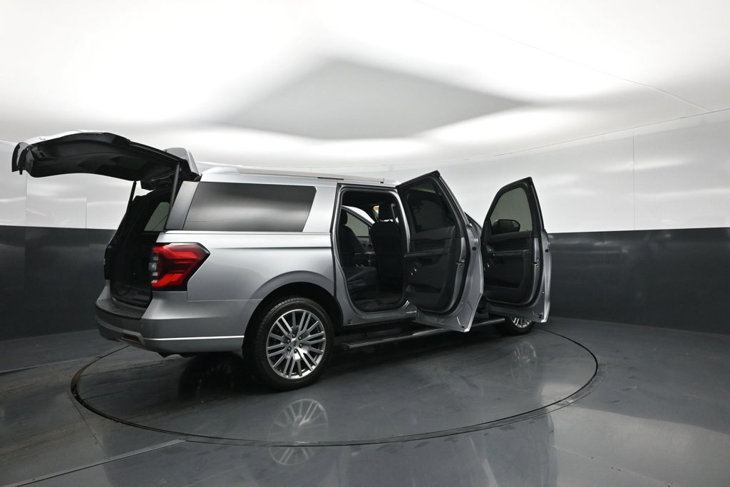 Certified 2023 Ford Expedition Max Platinum AWD/4WD image 5