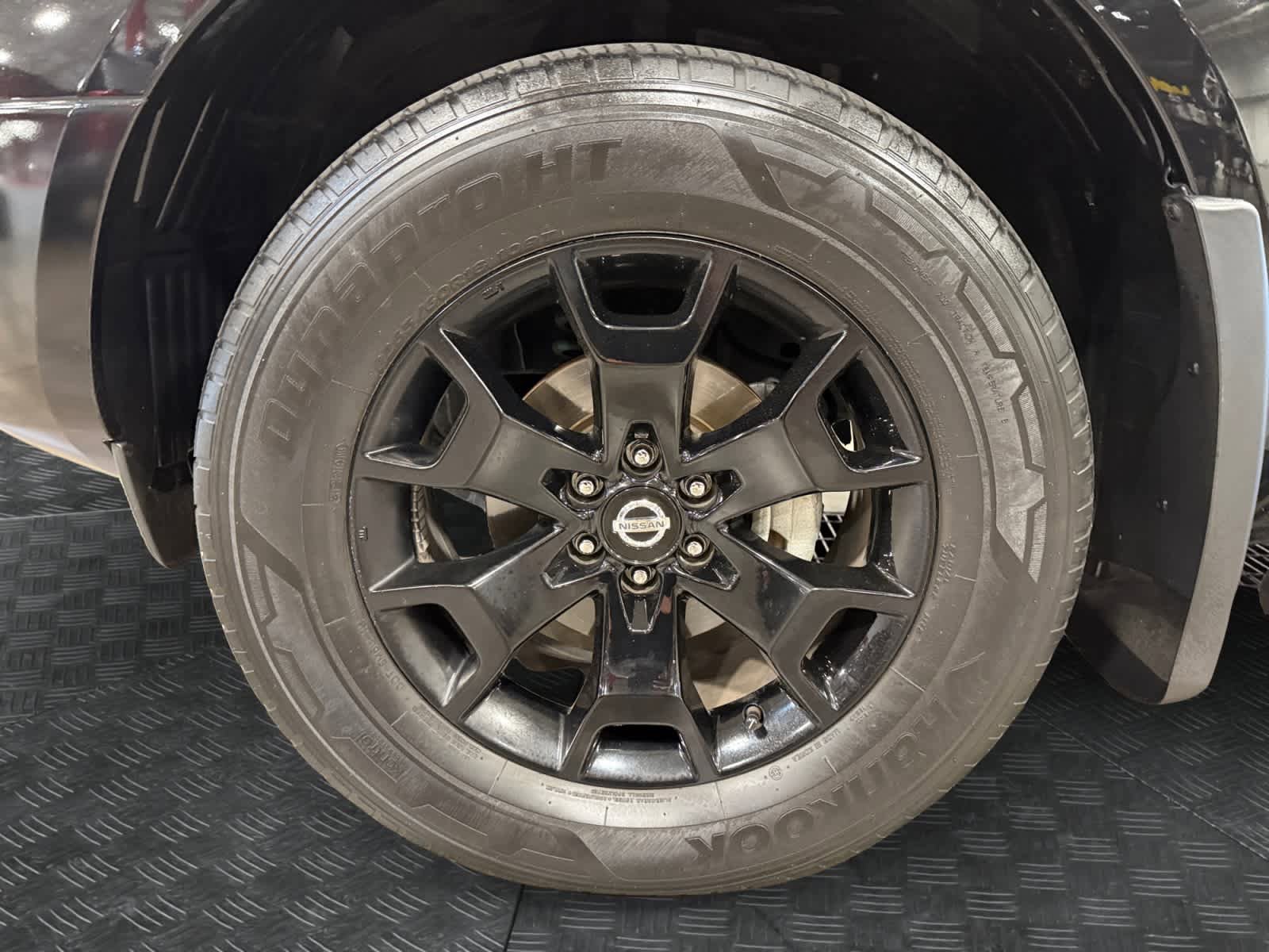 Used 2021 Nissan Frontier SV w/ Midnight Edition Floor Mats AWD/4WD image 15