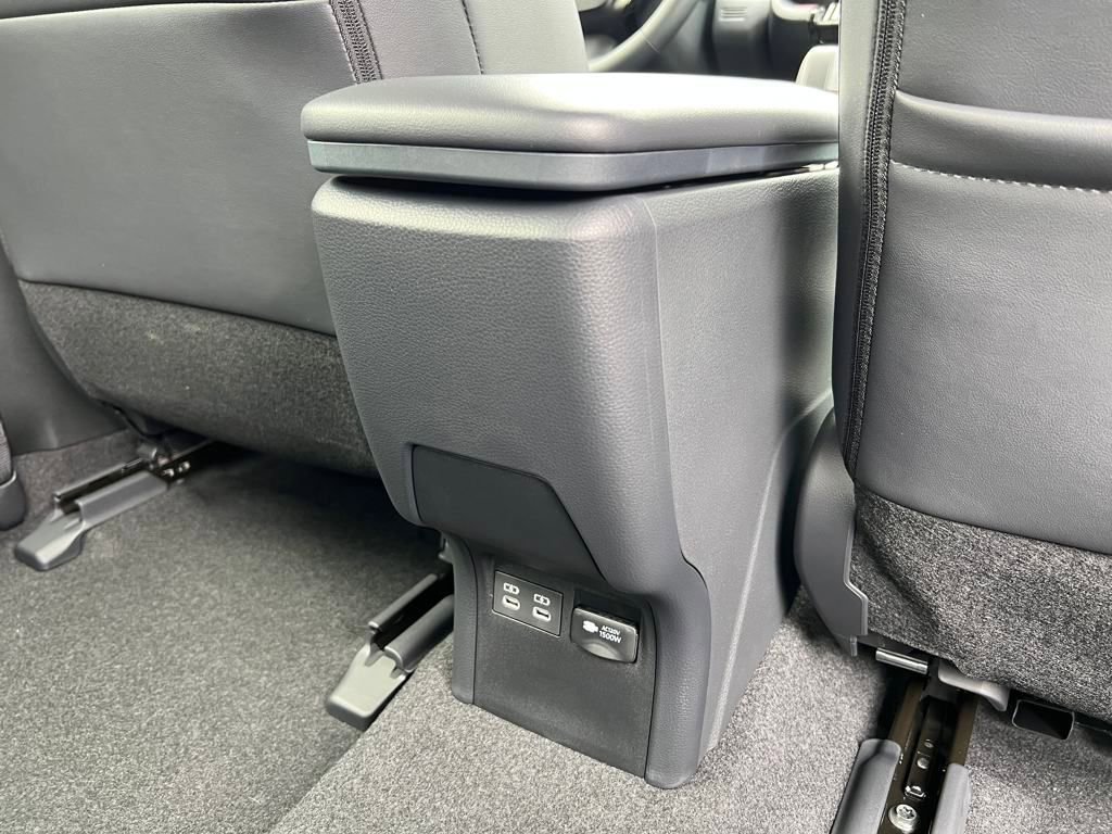 New 2026 Toyota Prius Plug-In Hybrid image 19